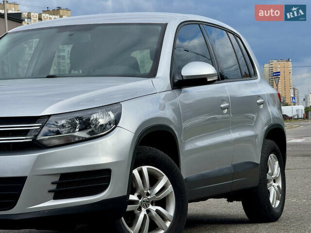 Серый Фольксваген Тигуан, объемом двигателя 1.98 л и пробегом 203 тыс. км за 10600 $, фото 52 на Automoto.ua