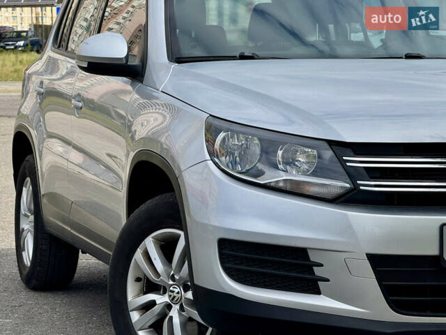 Серый Фольксваген Тигуан, объемом двигателя 1.98 л и пробегом 203 тыс. км за 10600 $, фото 63 на Automoto.ua