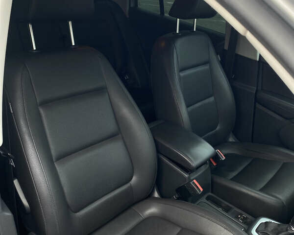 Серый Фольксваген Тигуан, объемом двигателя 1.98 л и пробегом 294 тыс. км за 11500 $, фото 25 на Automoto.ua