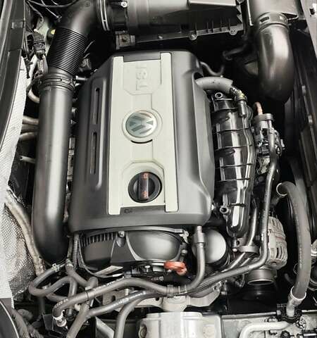 Серый Фольксваген Тигуан, объемом двигателя 1.98 л и пробегом 202 тыс. км за 13300 $, фото 79 на Automoto.ua