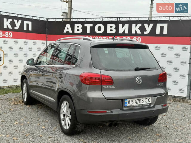 Серый Фольксваген Тигуан, объемом двигателя 2 л и пробегом 190 тыс. км за 13900 $, фото 5 на Automoto.ua