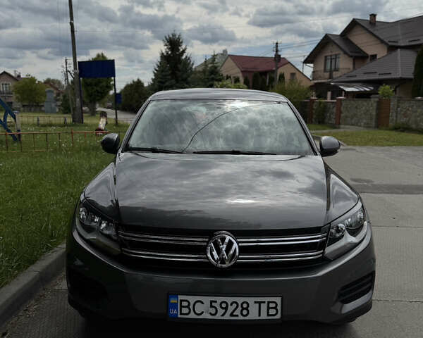 Сірий Фольксваген Тігуан, об'ємом двигуна 1.98 л та пробігом 199 тис. км за 10500 $, фото 11 на Automoto.ua