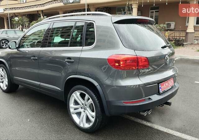 Серый Фольксваген Тигуан, объемом двигателя 1.98 л и пробегом 202 тыс. км за 13300 $, фото 23 на Automoto.ua