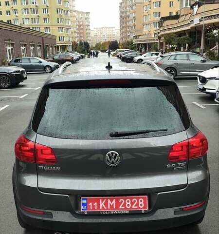 Серый Фольксваген Тигуан, объемом двигателя 1.98 л и пробегом 202 тыс. км за 13300 $, фото 33 на Automoto.ua