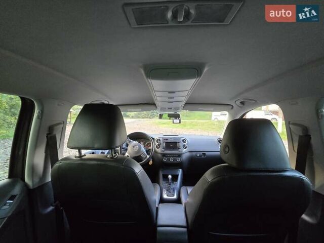 Серый Фольксваген Тигуан, объемом двигателя 1.98 л и пробегом 168 тыс. км за 12800 $, фото 11 на Automoto.ua