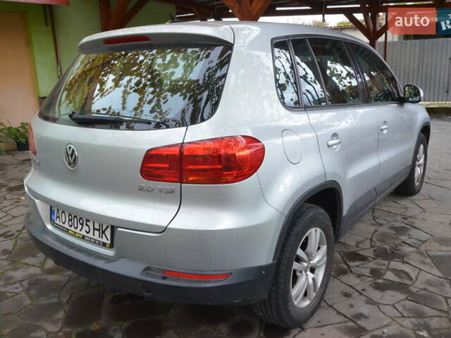 Серый Фольксваген Тигуан, объемом двигателя 1.98 л и пробегом 308 тыс. км за 10800 $, фото 2 на Automoto.ua