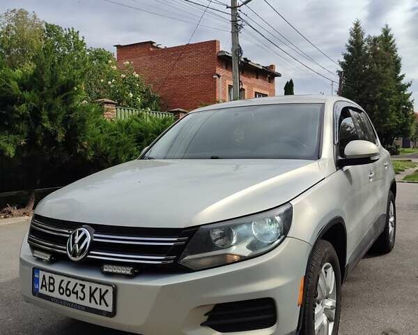 Сірий Фольксваген Тігуан, об'ємом двигуна 1.98 л та пробігом 267 тис. км за 13500 $, фото 1 на Automoto.ua