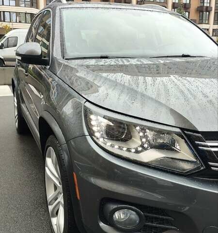 Серый Фольксваген Тигуан, объемом двигателя 1.98 л и пробегом 202 тыс. км за 13300 $, фото 4 на Automoto.ua