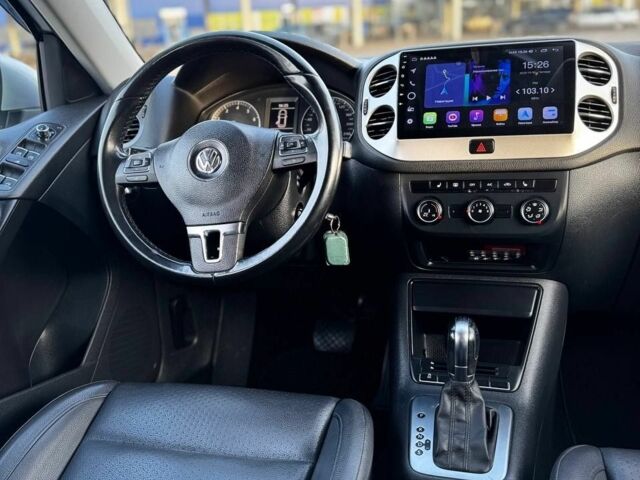 Серый Фольксваген Тигуан, объемом двигателя 0 л и пробегом 160 тыс. км за 10999 $, фото 6 на Automoto.ua