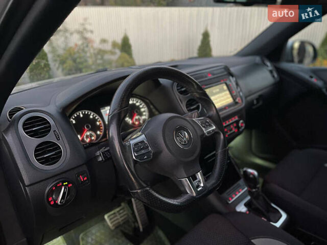 Серый Фольксваген Тигуан, объемом двигателя 1.97 л и пробегом 305 тыс. км за 13600 $, фото 6 на Automoto.ua