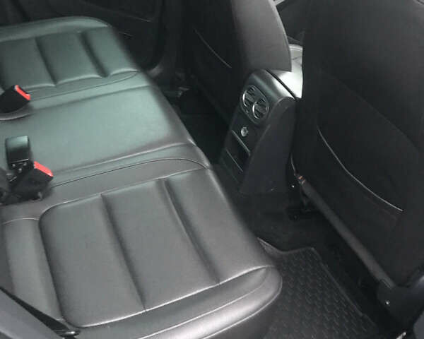 Серый Фольксваген Тигуан, объемом двигателя 1.98 л и пробегом 143 тыс. км за 10300 $, фото 14 на Automoto.ua