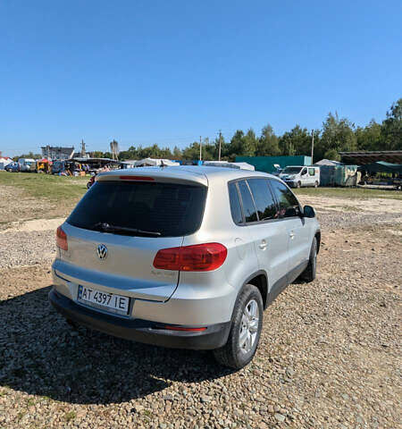 Серый Фольксваген Тигуан, объемом двигателя 1.98 л и пробегом 223 тыс. км за 11500 $, фото 1 на Automoto.ua