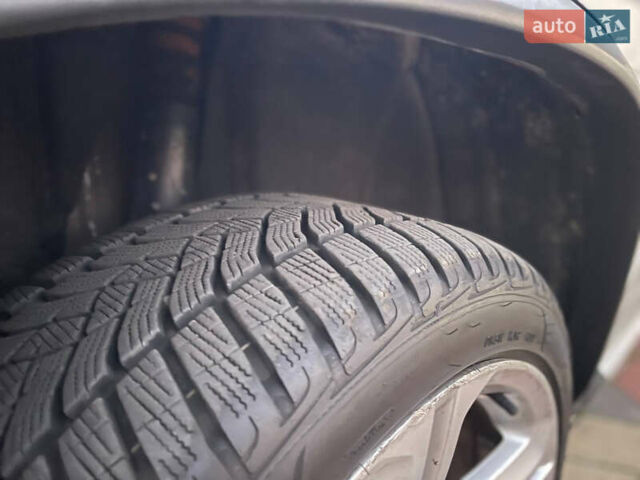 Серый Фольксваген Тигуан, объемом двигателя 1.97 л и пробегом 305 тыс. км за 13600 $, фото 11 на Automoto.ua