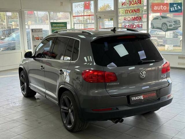 Серый Фольксваген Тигуан, объемом двигателя 2 л и пробегом 156 тыс. км за 12790 $, фото 13 на Automoto.ua