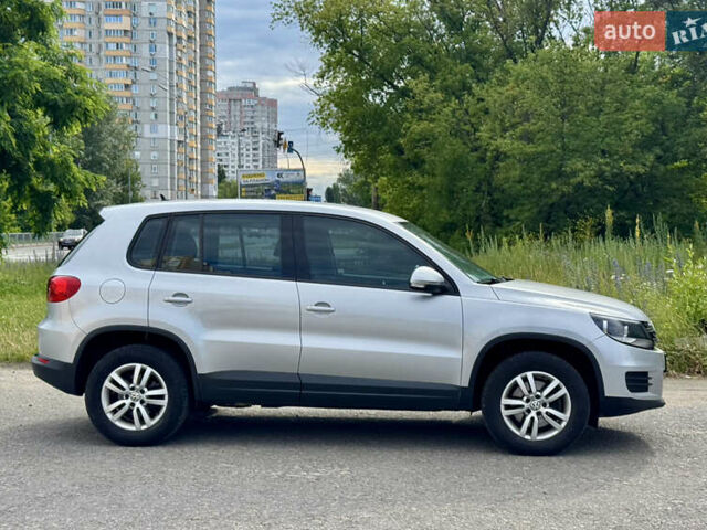 Серый Фольксваген Тигуан, объемом двигателя 1.98 л и пробегом 203 тыс. км за 10600 $, фото 6 на Automoto.ua