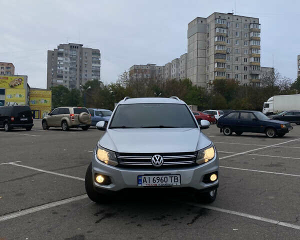 Серый Фольксваген Тигуан, объемом двигателя 1.98 л и пробегом 294 тыс. км за 11500 $, фото 11 на Automoto.ua
