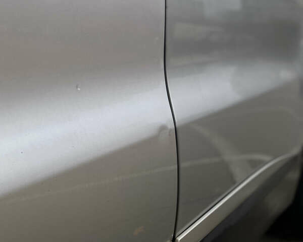 Серый Фольксваген Тигуан, объемом двигателя 1.98 л и пробегом 294 тыс. км за 11500 $, фото 13 на Automoto.ua