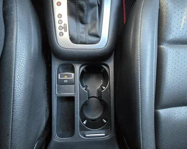 Серый Фольксваген Тигуан, объемом двигателя 1.98 л и пробегом 168 тыс. км за 12800 $, фото 12 на Automoto.ua