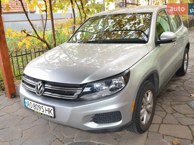 Серый Фольксваген Тигуан, объемом двигателя 1.98 л и пробегом 308 тыс. км за 10800 $, фото 4 на Automoto.ua