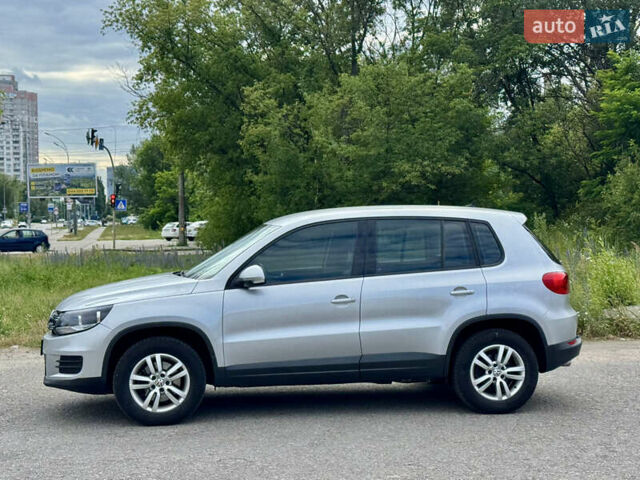 Серый Фольксваген Тигуан, объемом двигателя 1.98 л и пробегом 203 тыс. км за 10600 $, фото 70 на Automoto.ua