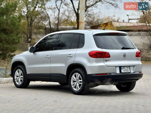 Сірий Фольксваген Тігуан, об'ємом двигуна 1.98 л та пробігом 230 тис. км за 11600 $, фото 4 на Automoto.ua
