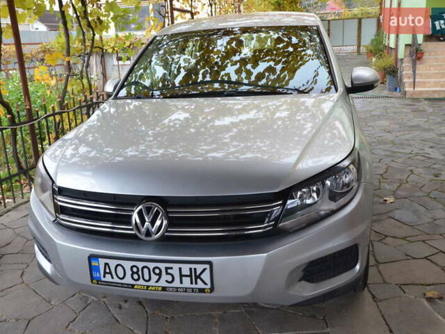 Серый Фольксваген Тигуан, объемом двигателя 1.98 л и пробегом 308 тыс. км за 10800 $, фото 5 на Automoto.ua
