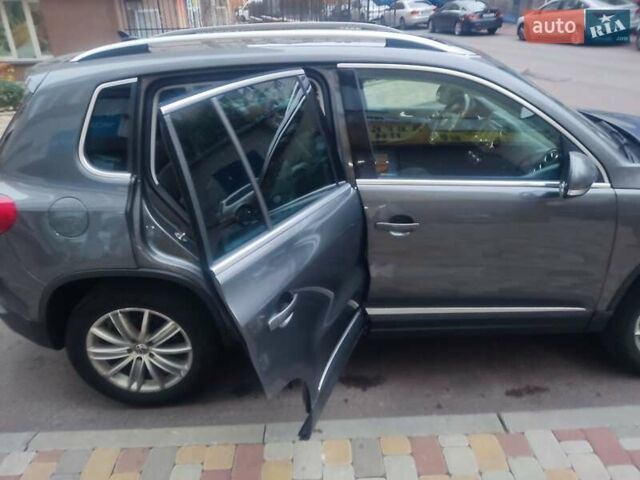 Серый Фольксваген Тигуан, объемом двигателя 1.98 л и пробегом 169 тыс. км за 12499 $, фото 10 на Automoto.ua