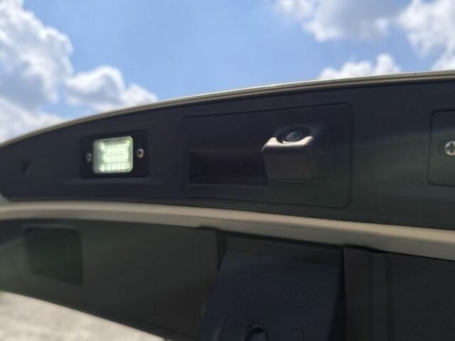 Серый Фольксваген Тигуан, объемом двигателя 2 л и пробегом 117 тыс. км за 12100 $, фото 13 на Automoto.ua