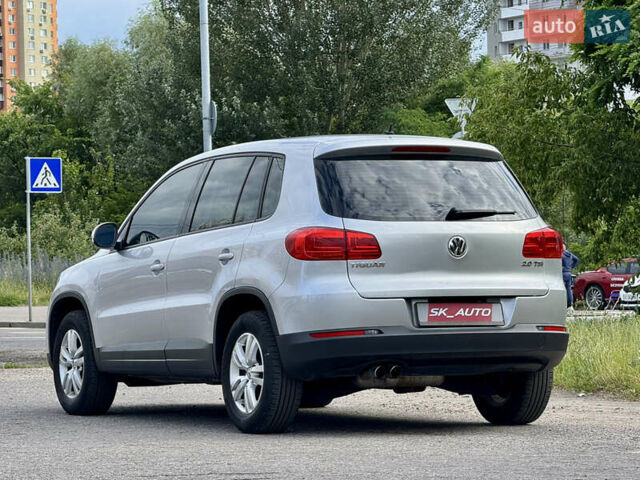 Серый Фольксваген Тигуан, объемом двигателя 1.98 л и пробегом 203 тыс. км за 10600 $, фото 80 на Automoto.ua