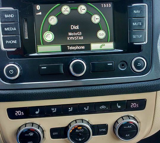 Сірий Фольксваген Тігуан, об'ємом двигуна 2 л та пробігом 165 тис. км за 13000 $, фото 2 на Automoto.ua