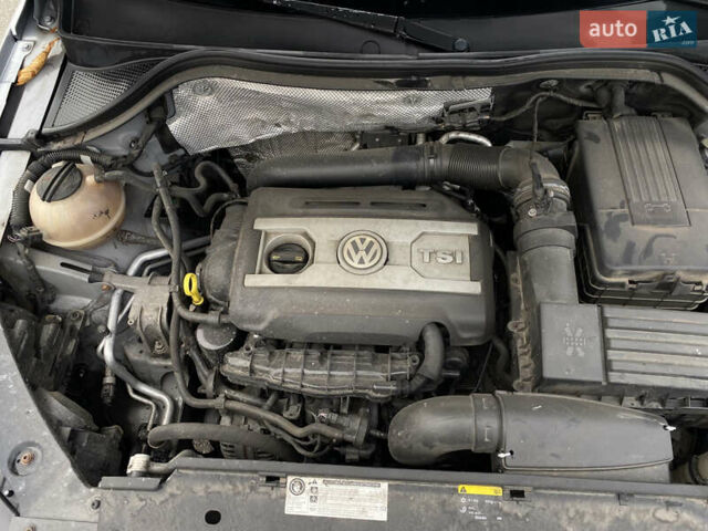 Серый Фольксваген Тигуан, объемом двигателя 1.98 л и пробегом 294 тыс. км за 11500 $, фото 27 на Automoto.ua