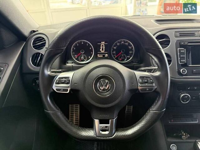 Серый Фольксваген Тигуан, объемом двигателя 2 л и пробегом 156 тыс. км за 12790 $, фото 19 на Automoto.ua