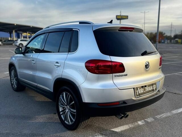 Серый Фольксваген Тигуан, объемом двигателя 0 л и пробегом 160 тыс. км за 10999 $, фото 3 на Automoto.ua