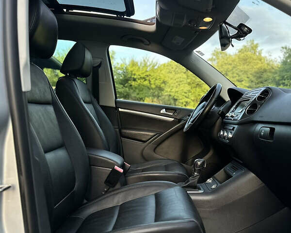 Серый Фольксваген Тигуан, объемом двигателя 2 л и пробегом 222 тыс. км за 12900 $, фото 26 на Automoto.ua