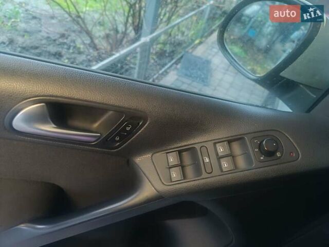 Серый Фольксваген Тигуан, объемом двигателя 1.98 л и пробегом 187 тыс. км за 12500 $, фото 14 на Automoto.ua