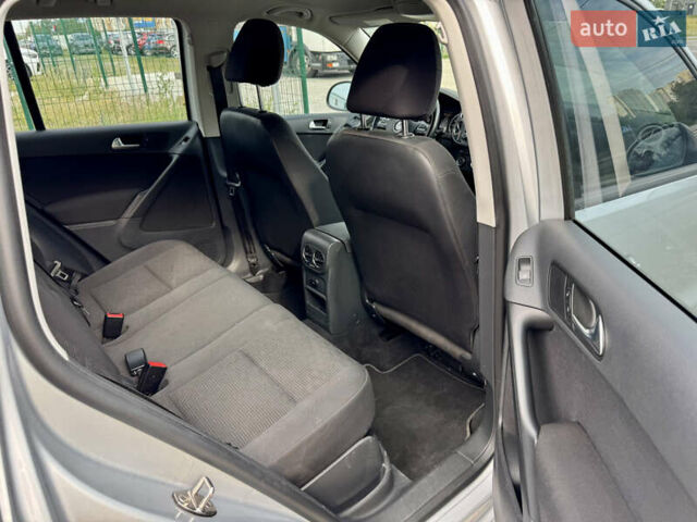 Серый Фольксваген Тигуан, объемом двигателя 1.98 л и пробегом 203 тыс. км за 10600 $, фото 28 на Automoto.ua