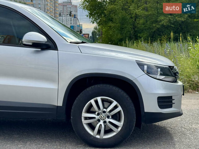 Серый Фольксваген Тигуан, объемом двигателя 1.98 л и пробегом 203 тыс. км за 10600 $, фото 69 на Automoto.ua