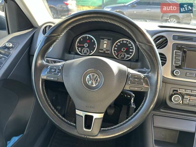 Сірий Фольксваген Тігуан, об'ємом двигуна 1.97 л та пробігом 135 тис. км за 13700 $, фото 8 на Automoto.ua