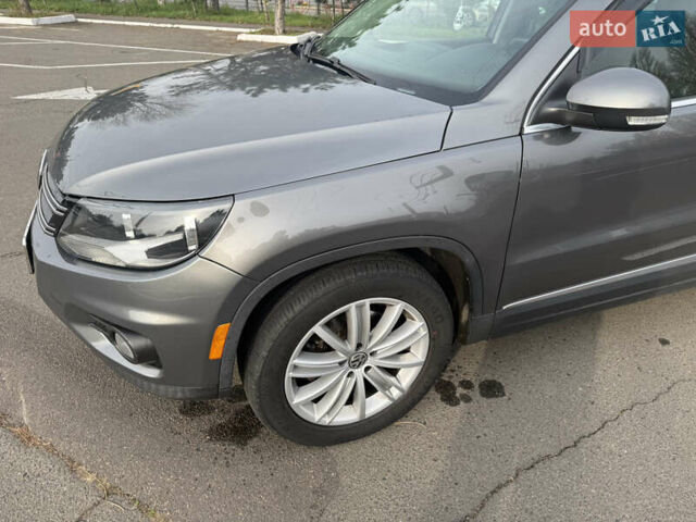 Сірий Фольксваген Тігуан, об'ємом двигуна 1.98 л та пробігом 180 тис. км за 11500 $, фото 9 на Automoto.ua