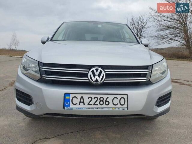 Сірий Фольксваген Тігуан, об'ємом двигуна 1.98 л та пробігом 90 тис. км за 13500 $, фото 10 на Automoto.ua