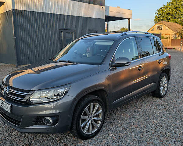 Серый Фольксваген Тигуан, объемом двигателя 1.97 л и пробегом 120 тыс. км за 22000 $, фото 20 на Automoto.ua