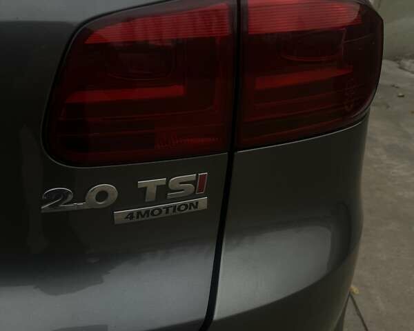 Сірий Фольксваген Тігуан, об'ємом двигуна 1.98 л та пробігом 214 тис. км за 11700 $, фото 12 на Automoto.ua