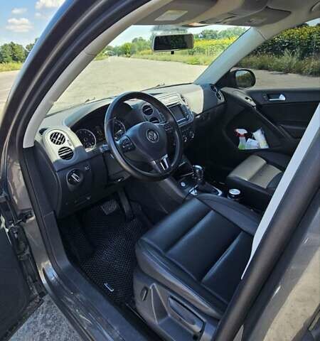 Серый Фольксваген Тигуан, объемом двигателя 1.98 л и пробегом 193 тыс. км за 14500 $, фото 10 на Automoto.ua