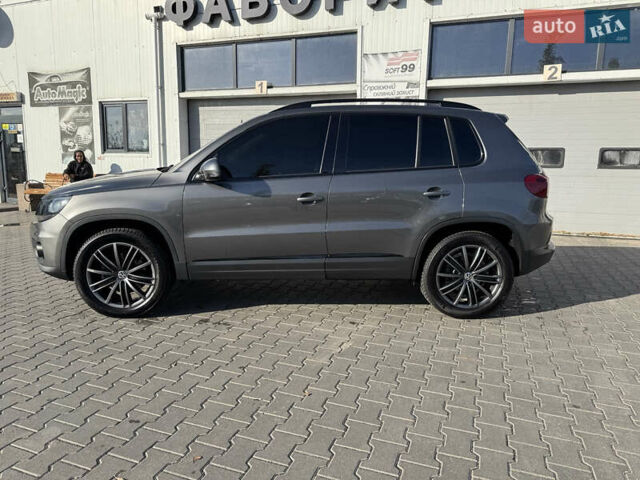 Серый Фольксваген Тигуан, объемом двигателя 2.14 л и пробегом 184 тыс. км за 16599 $, фото 6 на Automoto.ua