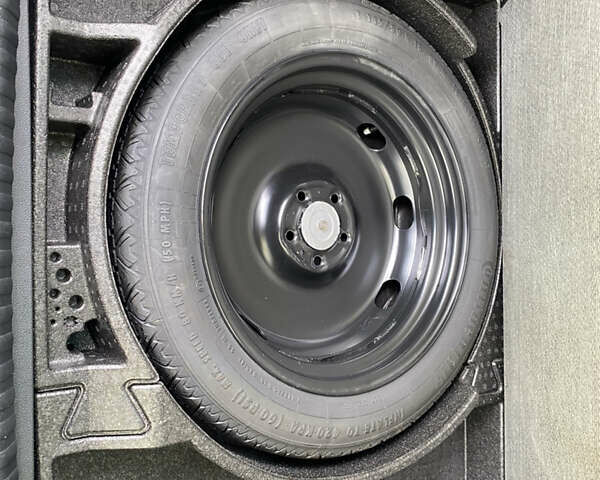 Сірий Фольксваген Тігуан, об'ємом двигуна 1.97 л та пробігом 109 тис. км за 12800 $, фото 8 на Automoto.ua
