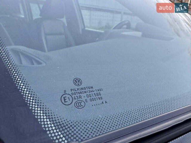 Серый Фольксваген Тигуан, объемом двигателя 1.98 л и пробегом 250 тыс. км за 9900 $, фото 14 на Automoto.ua