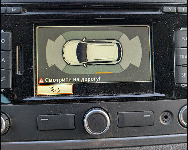 Серый Фольксваген Тигуан, объемом двигателя 1.97 л и пробегом 120 тыс. км за 22000 $, фото 2 на Automoto.ua