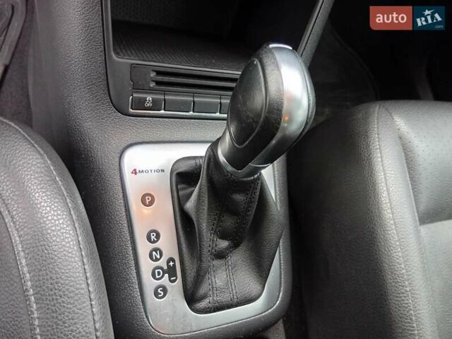 Серый Фольксваген Тигуан, объемом двигателя 1.98 л и пробегом 182 тыс. км за 14500 $, фото 14 на Automoto.ua