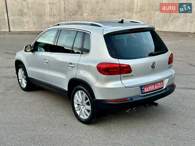 Серый Фольксваген Тигуан, объемом двигателя 1.98 л и пробегом 250 тыс. км за 9900 $, фото 3 на Automoto.ua