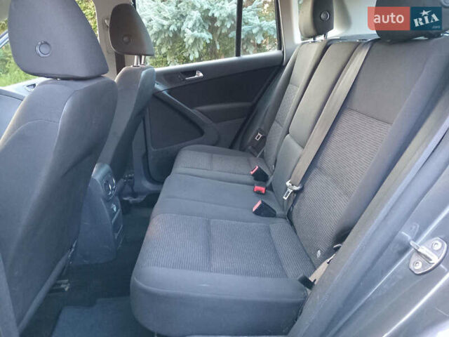 Сірий Фольксваген Тігуан, об'ємом двигуна 1.98 л та пробігом 160 тис. км за 9199 $, фото 10 на Automoto.ua